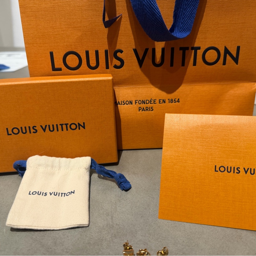 Louis Vuitton earrings brand new